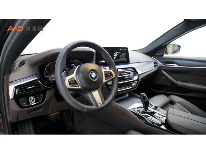 BMW 5 Series 2022 Model Facelift II 530Li Exclusive Model M Sports Set – фото 7
