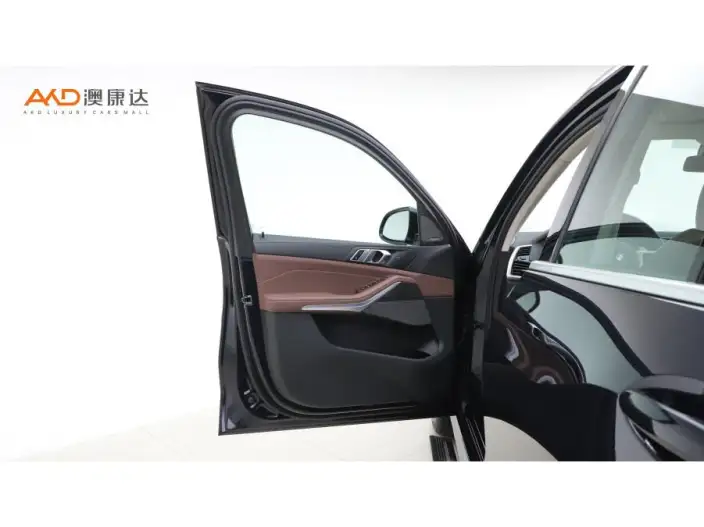 BMW X5 Imported 2022 Model xDrive40i M Sports Set – фото 9