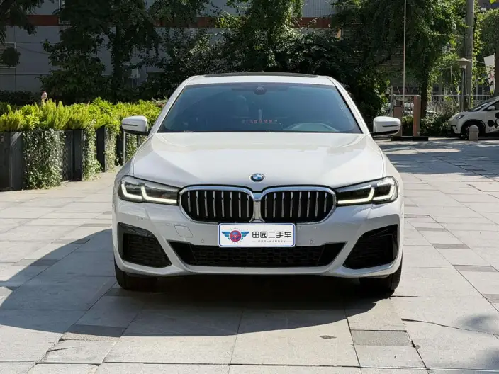 BMW 5 Series 2023 Model 530Li Leading Model M Sports Set – фото 2