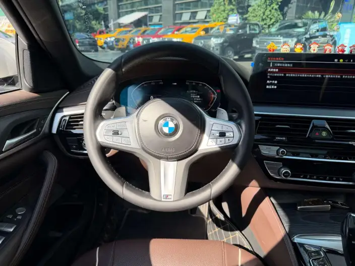 BMW 5 Series 2023 Model 530Li Leading Model M Sports Set – фото 9