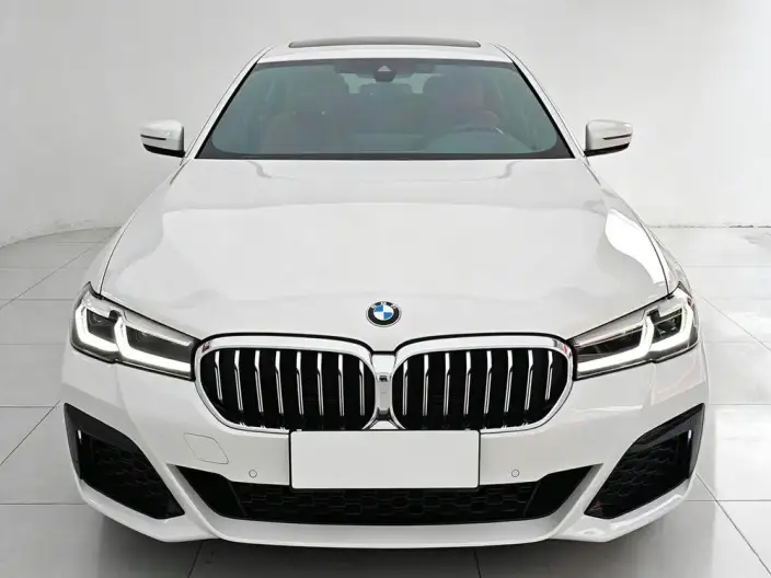 BMW 5 Series 2022 Model Facelift II 525Li M Sports Set – фото 2
