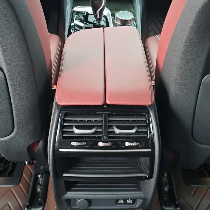 BMW 5 Series 2022 Model Facelift II 525Li M Sports Set – фото 10