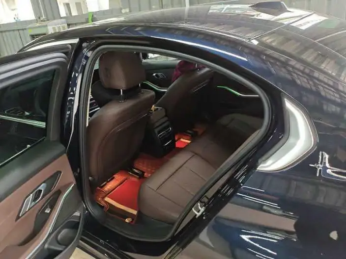 BMW 3 Series 2023 Model 325i M Sports Set – фото 9
