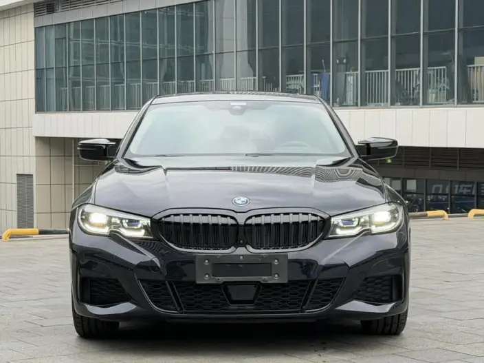 BMW 3 Series 2021 Model 325Li M Sports Night Set – фото 2