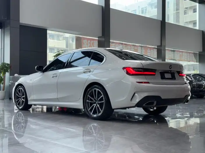 BMW 3 Series 2021 Model 325Li M Sports Set – фото 3
