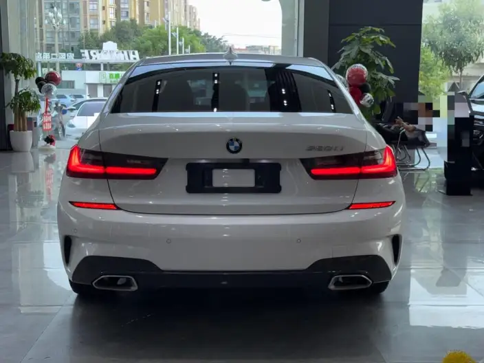 BMW 3 Series 2021 Model 325Li M Sports Set – фото 4