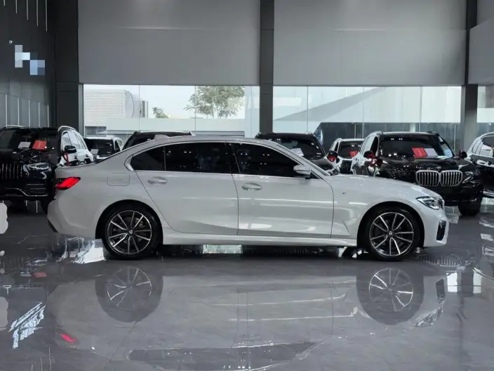 BMW 3 Series 2021 Model 325Li M Sports Set – фото 5