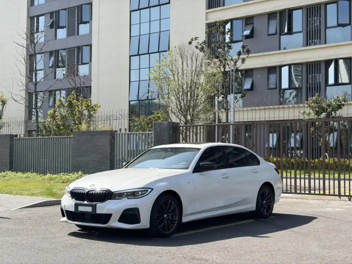 BMW 3 Series 2020 Model 330Li xDrive M Sports Night Set – фото 1