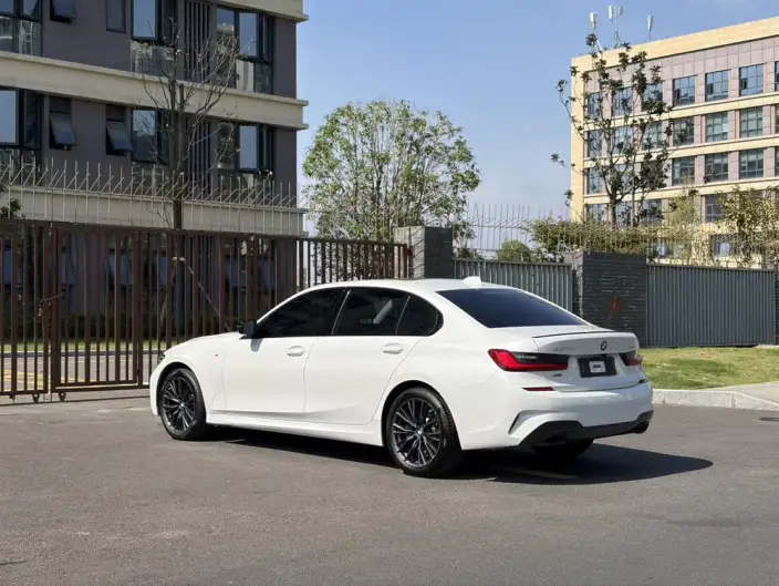 BMW 3 Series 2020 Model 330Li xDrive M Sports Night Set – фото 4