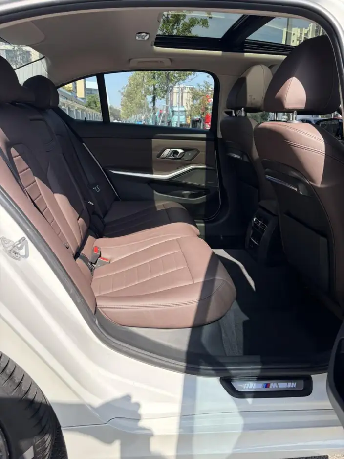 BMW 3 Series 2020 Model 330Li xDrive M Sports Night Set – фото 9
