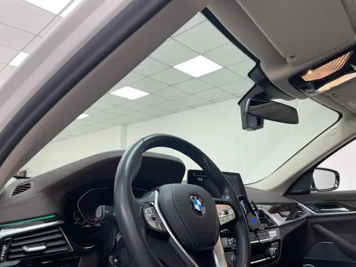 BMW 5 Series 2020 Model 525Li Luxury Set – фото 9