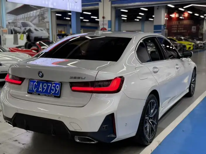 BMW 3 Series 2023 Model 325Li M Sports Set – фото 3
