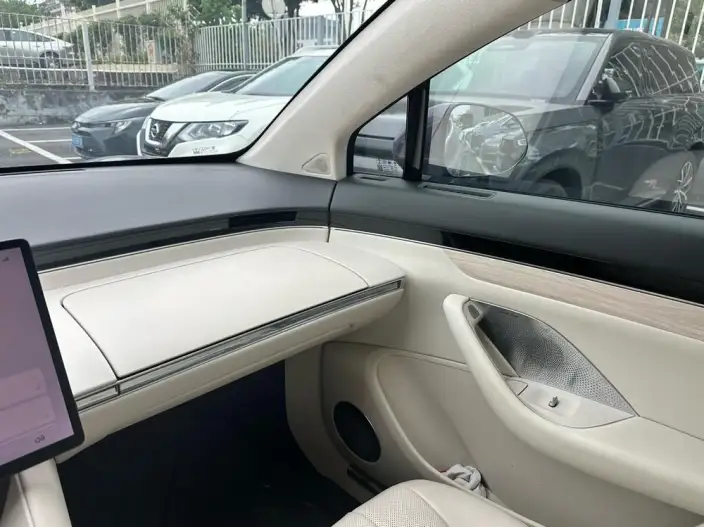 Luxeed R7 2024 Model EV 100kWh Max Rear Drive Edition – фото 9