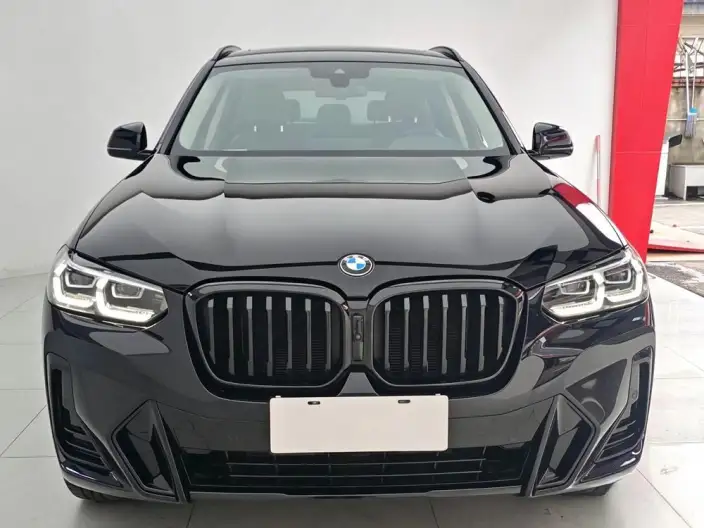 BMW X3 2023 Model xDrive30i Leading Model M Night Set – фото 2