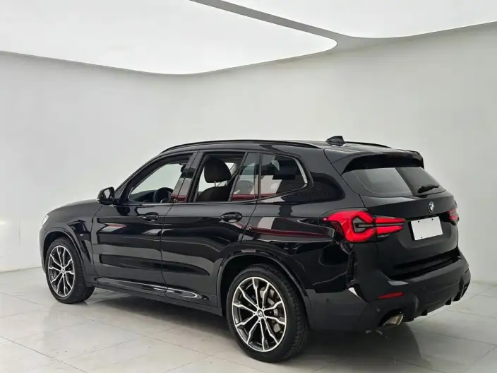 BMW X3 2023 Model xDrive30i Leading Model M Night Set – фото 5