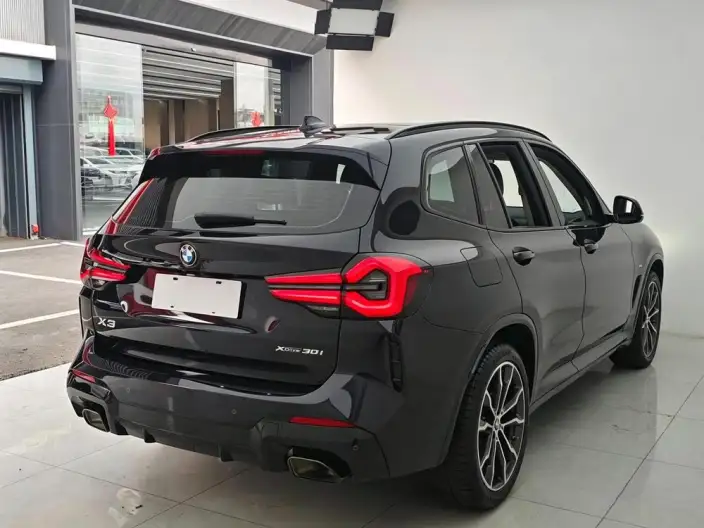 BMW X3 2023 Model xDrive30i Leading Model M Night Set – фото 7