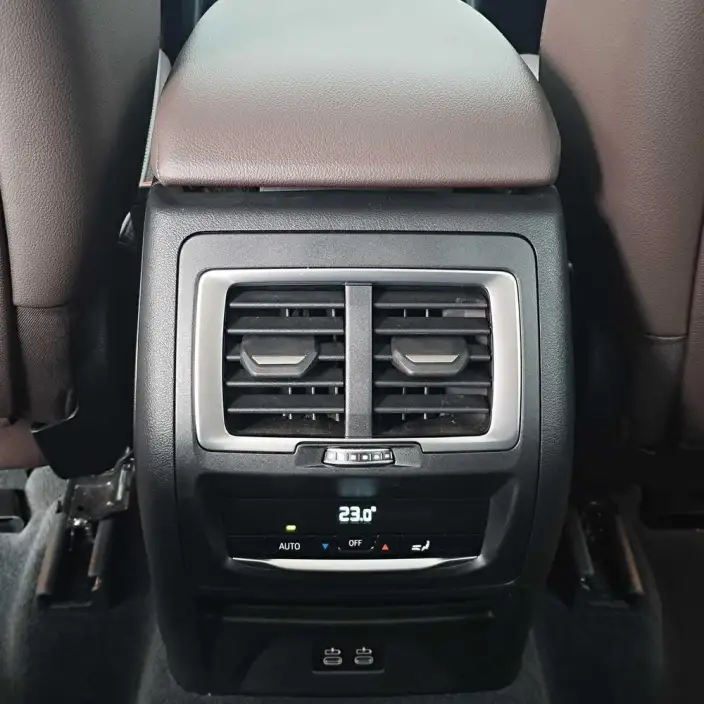 BMW X3 2023 Model xDrive30i Leading Model M Night Set – фото 10