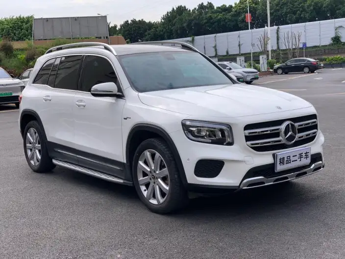 Mercedes-Benz GLB 2020 Model GLB 200 Fashion Model