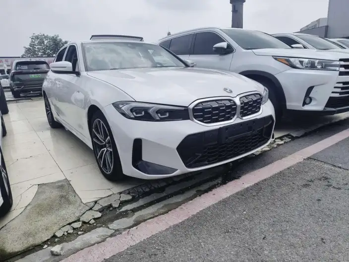 BMW 3 Series 2023 Model 325Li M Sports Set – фото 3