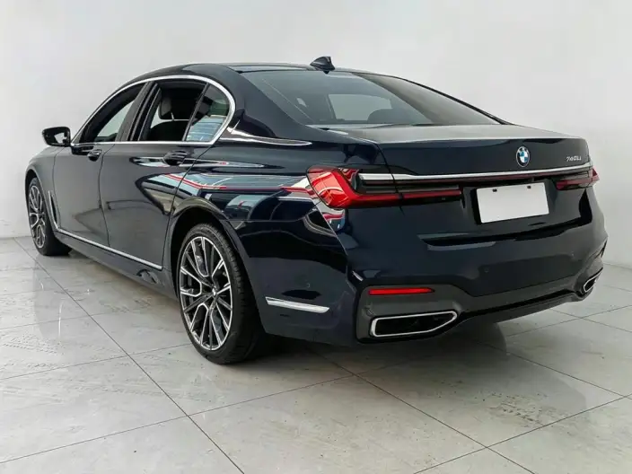 BMW 7 Series 2021 Model 740Li Leading Model M Sports Set – фото 5