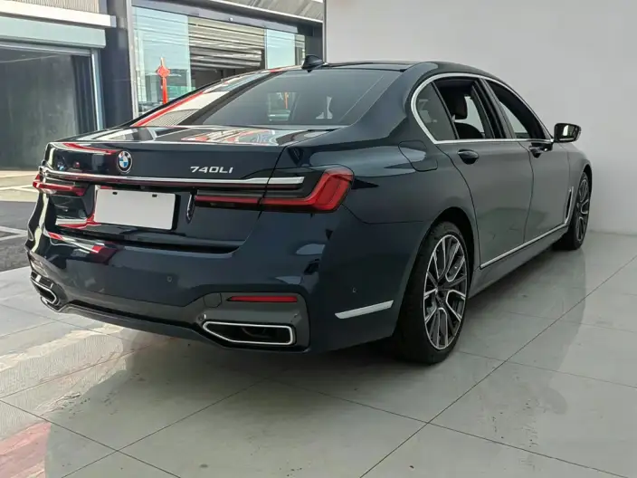 BMW 7 Series 2021 Model 740Li Leading Model M Sports Set – фото 7