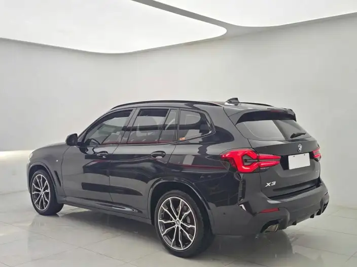 BMW X3 2023 Model xDrive30i Leading Model M Night Set – фото 5
