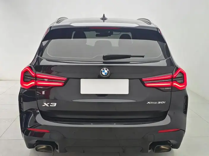 BMW X3 2023 Model xDrive30i Leading Model M Night Set – фото 6