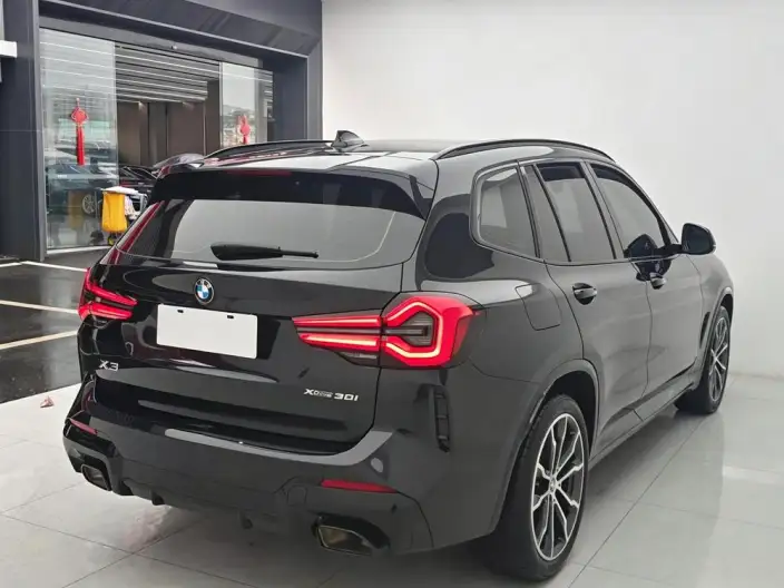 BMW X3 2023 Model xDrive30i Leading Model M Night Set – фото 7