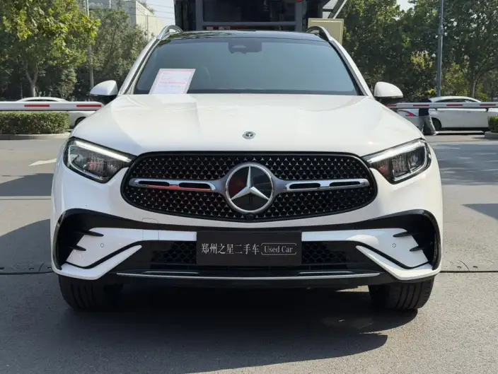 Mercedes-Benz GLC 2023 Model GLC 260 L 4MATIC Luxury Model 5 seat