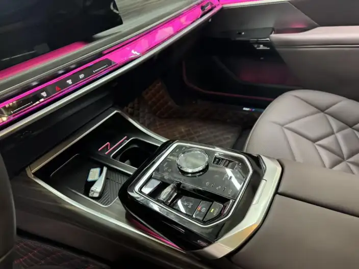 BMW 7 Series 2023 Model 735Li M Sports Set – фото 7
