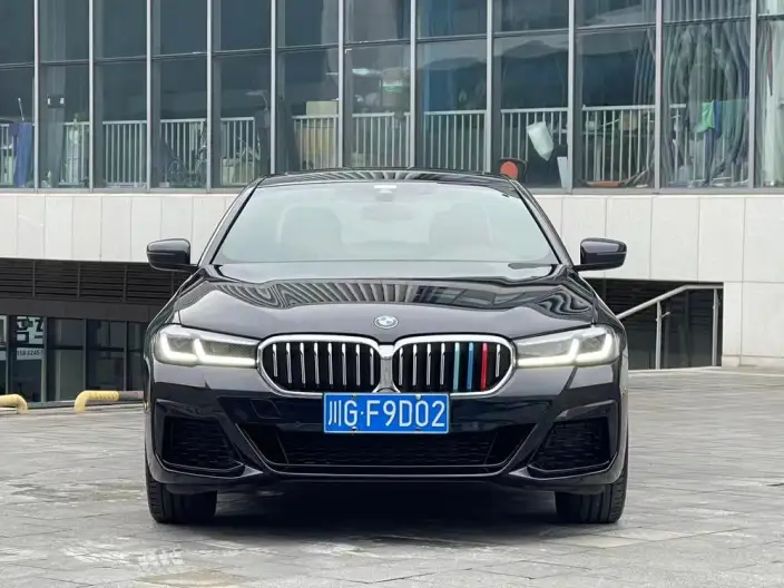 BMW 5 Series 2022 Model Facelift II 525Li M Sports Set – фото 2