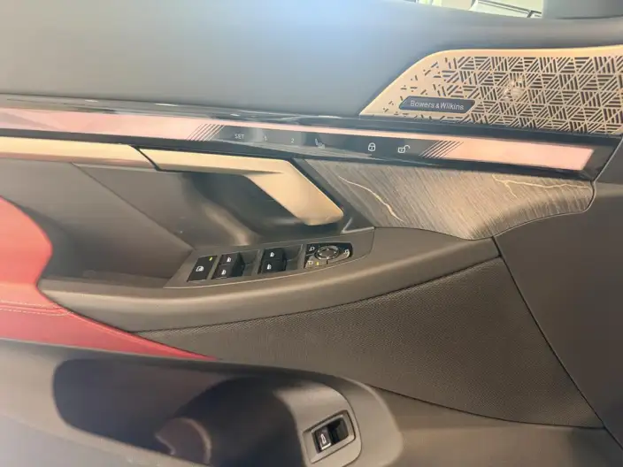 BMW 5 Series 2025 Model Facelift 530Li Exclusive Model M Sports Set – фото 7