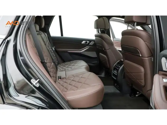 BMW X5 2022 Model xDrive 40Li M Sports Set – фото 10