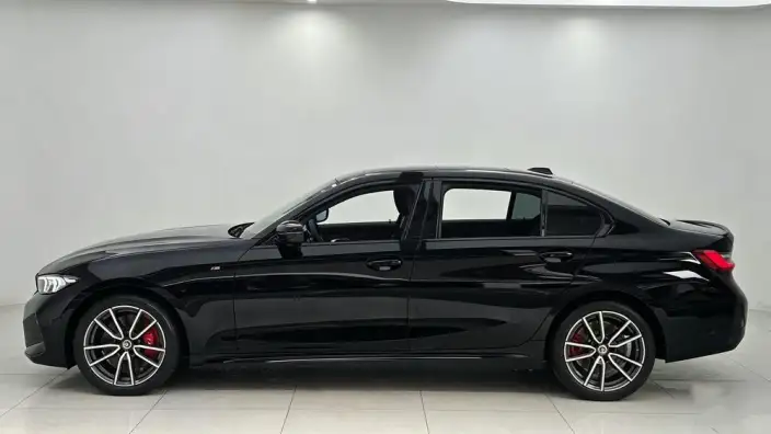 BMW 3 Series 2023 Model 325Li M Sports Set – фото 4