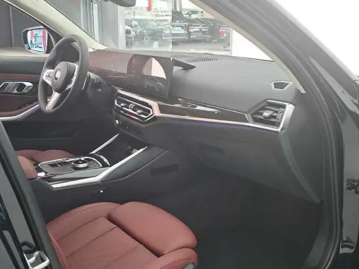BMW 3 Series 2023 Model 325Li M Sports Set – фото 10
