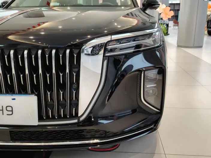 HONGQI H9 2025 Model 2.0T Flag Enjoy Luxury Business Edition