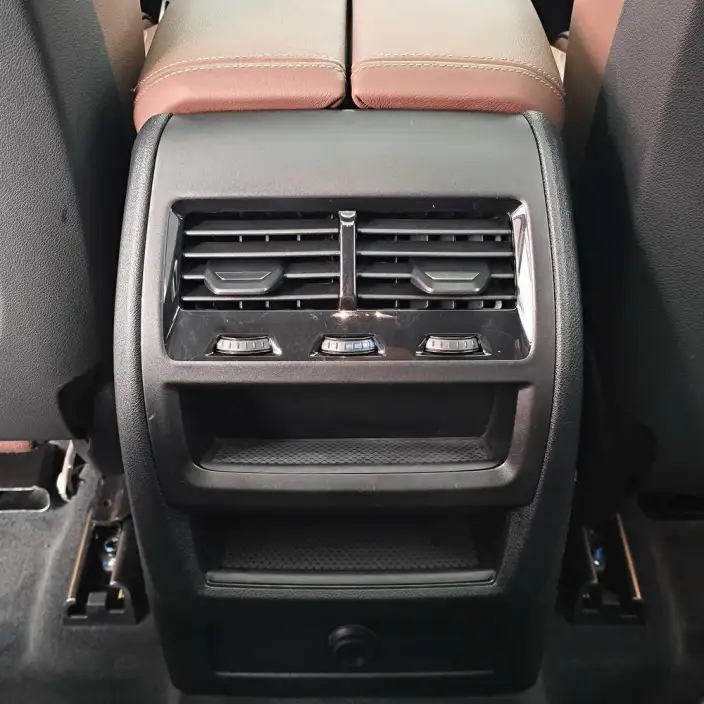 BMW X6 2022 Model xDrive40i M Sports Set – фото 9