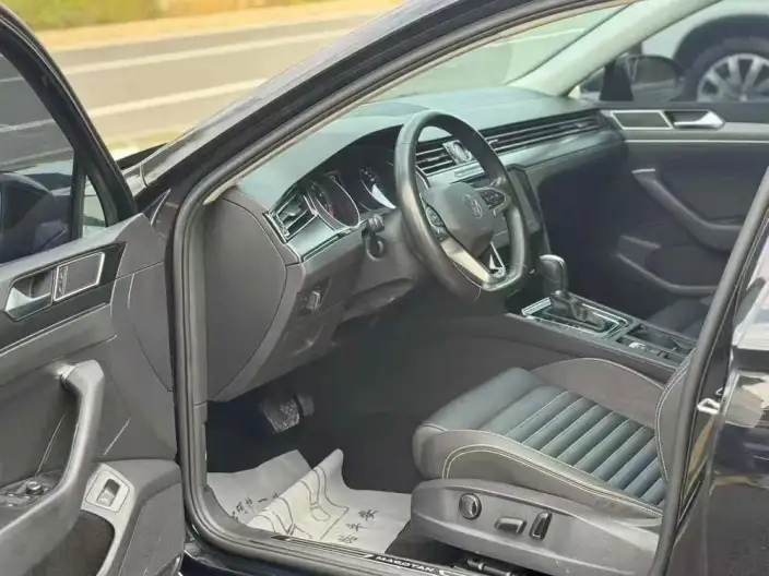 Volkswagen Magotan 2020 Model 330TSI DSG Leading Model – фото 8