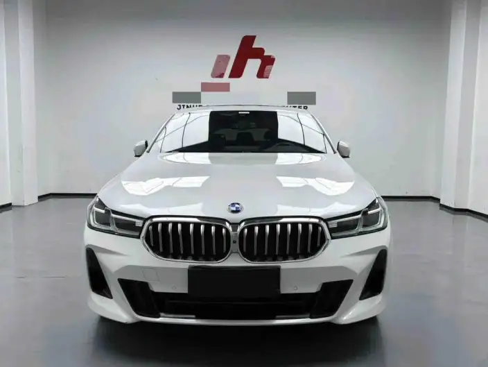 BMW 6 Series GT 2021 Model 630i Luxury Design Set – фото 2