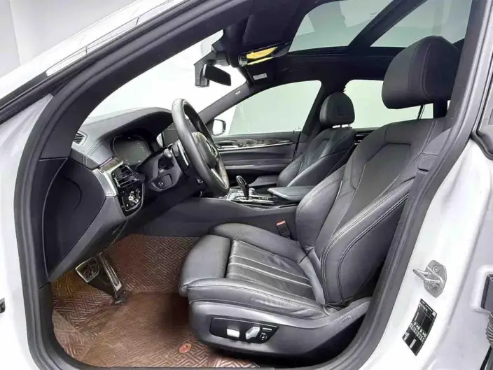 BMW 6 Series GT 2021 Model 630i Luxury Design Set – фото 8