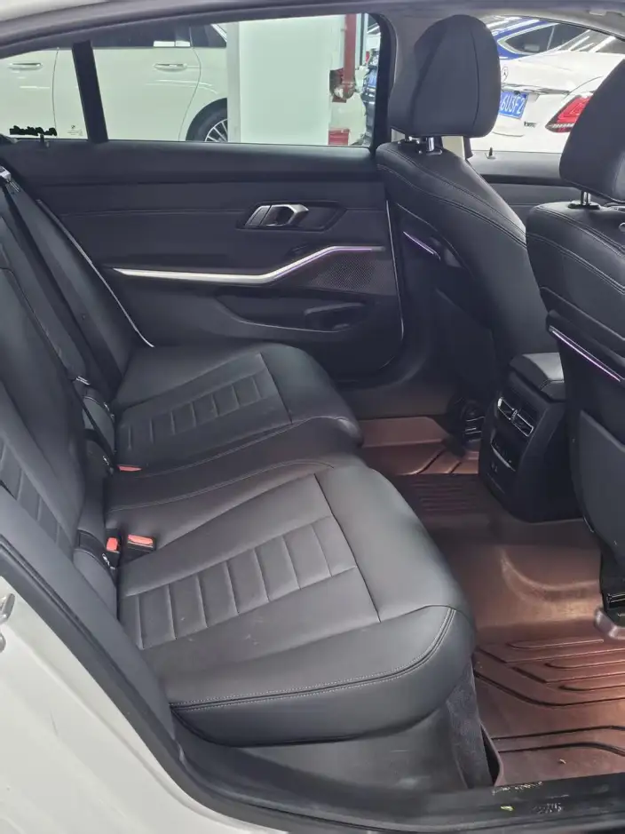 BMW 3 Series 2020 Model 325Li First Edition Edition – фото 8