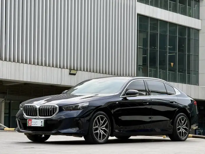 BMW i5 2025 Model eDrive35L M Sports Set – фото 1
