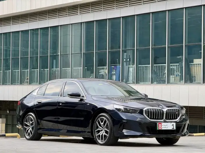 BMW i5 2025 Model eDrive35L M Sports Set – фото 3
