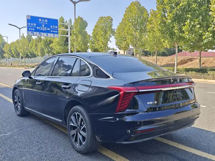 Hongqi H5 PHEV 2025 Model 130 Chao Hybrid Edition