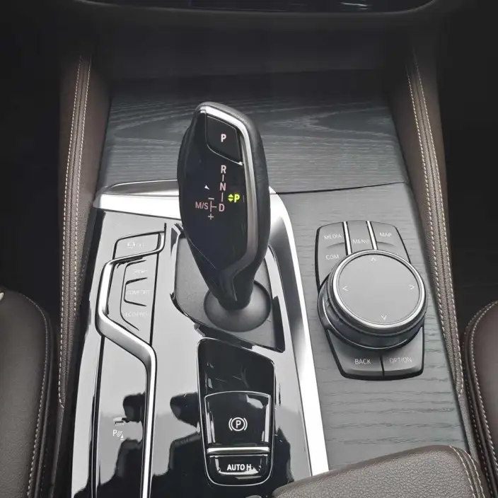 BMW 5 Series 2023 Model 530Li Leading Model M Sports Set – фото 8