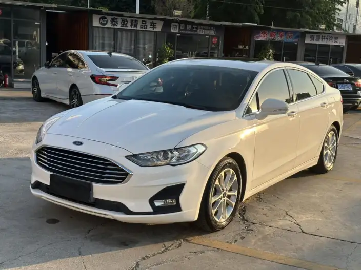 Ford Mondeo 2020 Model EcoBoost 180 Fashion Model – фото 1
