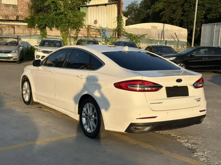 Ford Mondeo 2020 Model EcoBoost 180 Fashion Model – фото 4