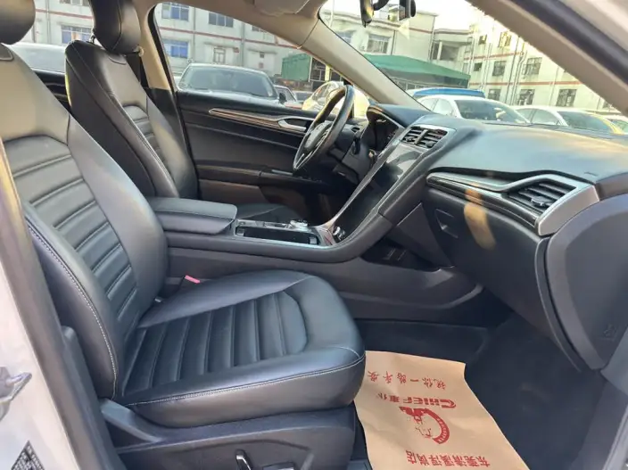 Ford Mondeo 2020 Model EcoBoost 180 Fashion Model – фото 10