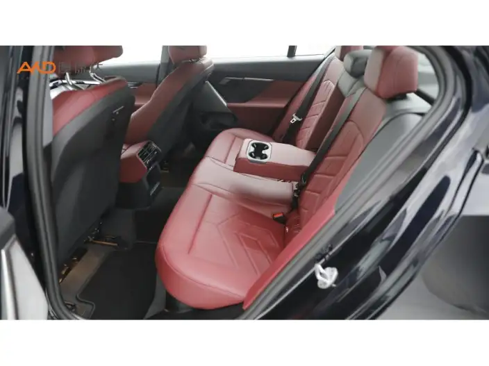 BMW 5 Series Imported 2024 Model 525i M Sports Set – фото 9