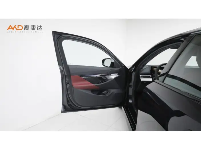 BMW 5 Series Imported 2024 Model 525i M Sports Set – фото 10